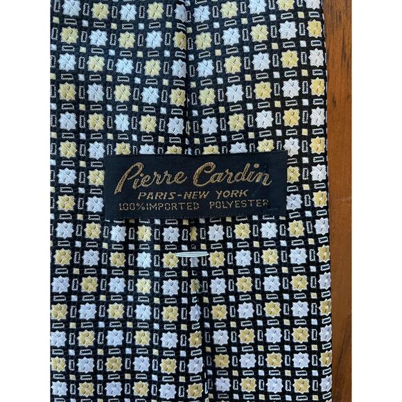 Pierre Cardin Tie, Paris-New York, 100% Imported Polyester - Picture 3 of 6